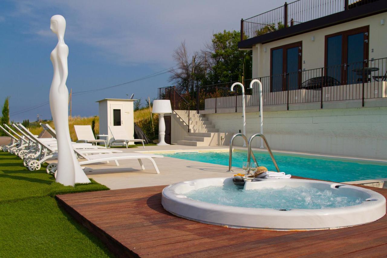 B&B & Spa Novantadieci Club (Adults Only) Atri Exterior photo
